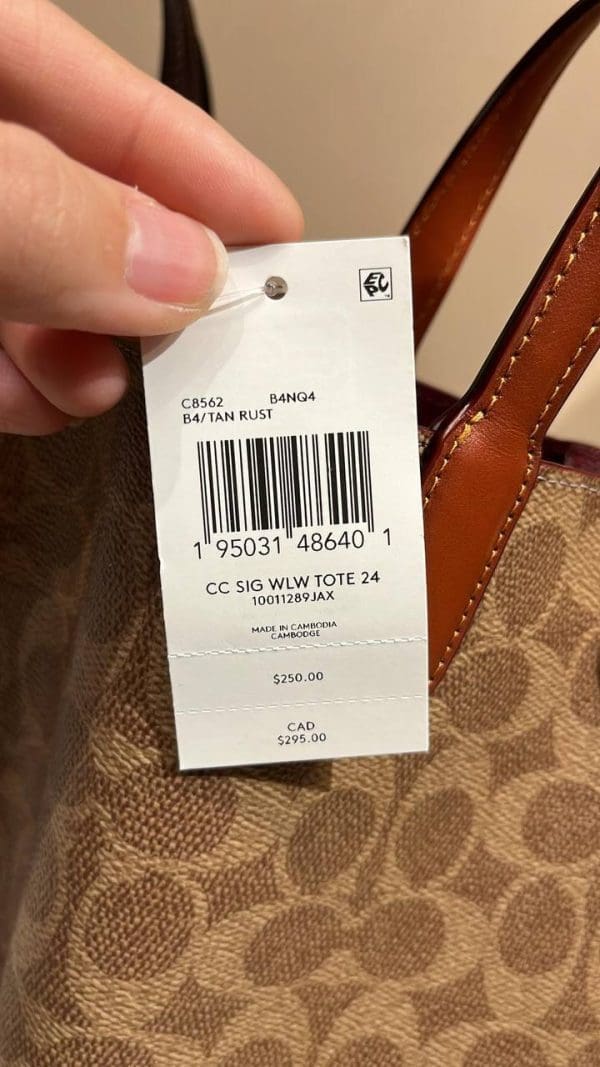 COACH Willow Tote 24 In Signature Canvas – uMoMasShop