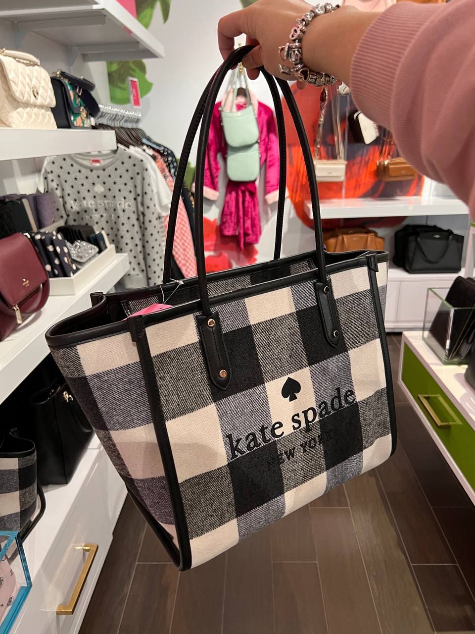 uMoMasShop (PRE Order) KATE SPADE Ella Festive Check Fabric Tote