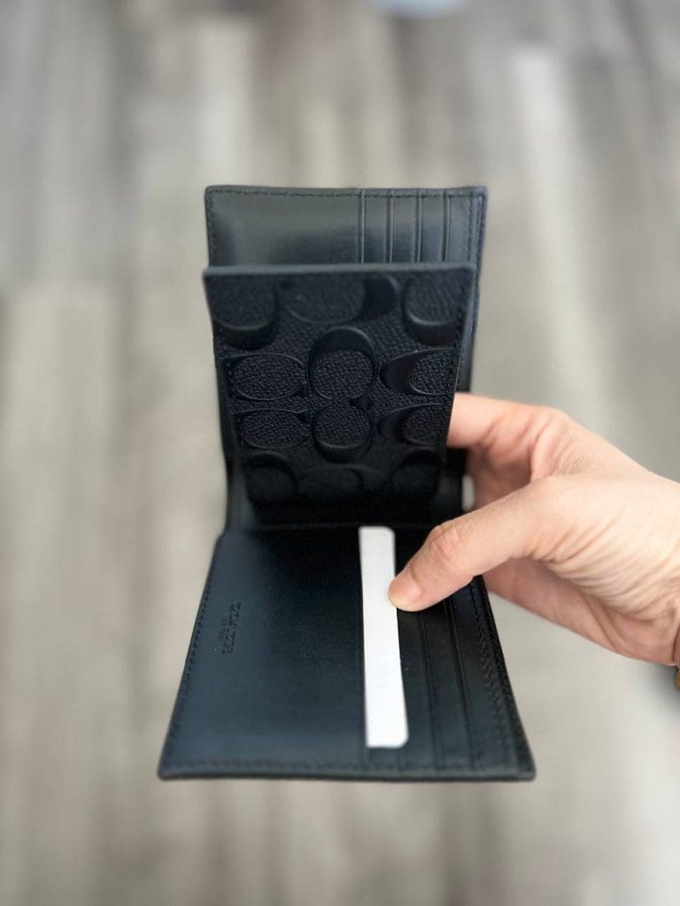 (US Readystock) COACH Compact Id Wallet In Signature Leather