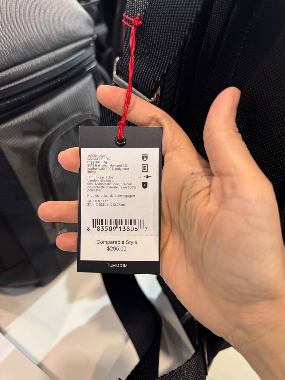 PRE Order) TUMI Higgins Sling – uMoMasShop