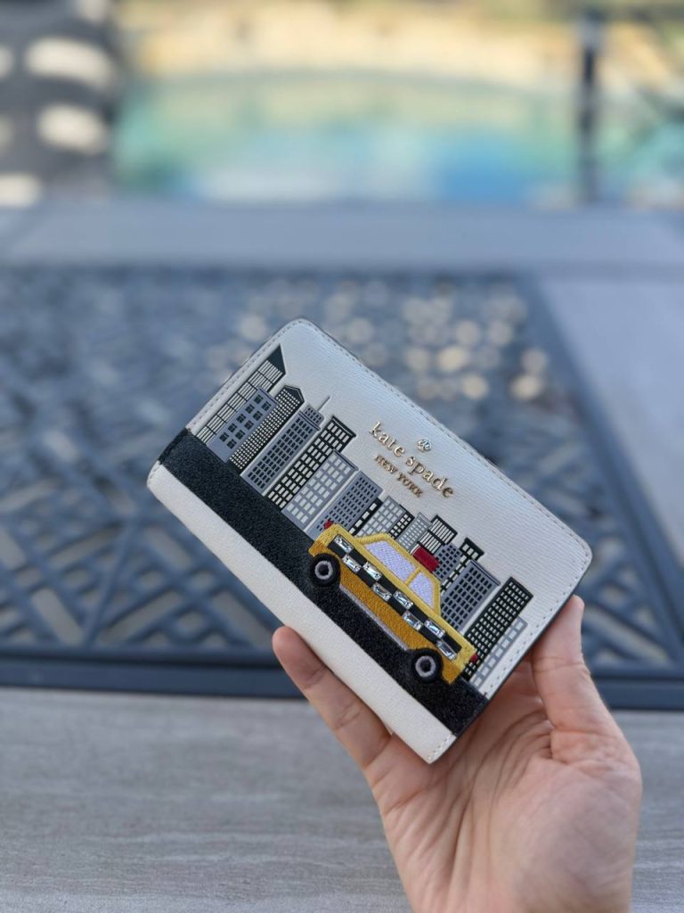 Photo 5096091199537351606 Y