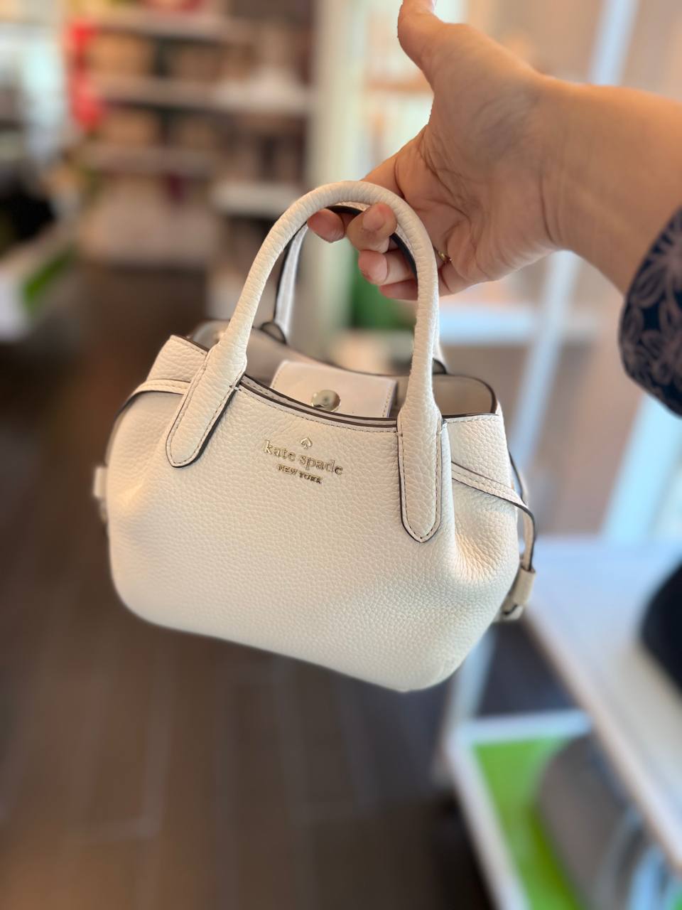 photo_5181476386332412719_y Photo 5181476386332412719 Y