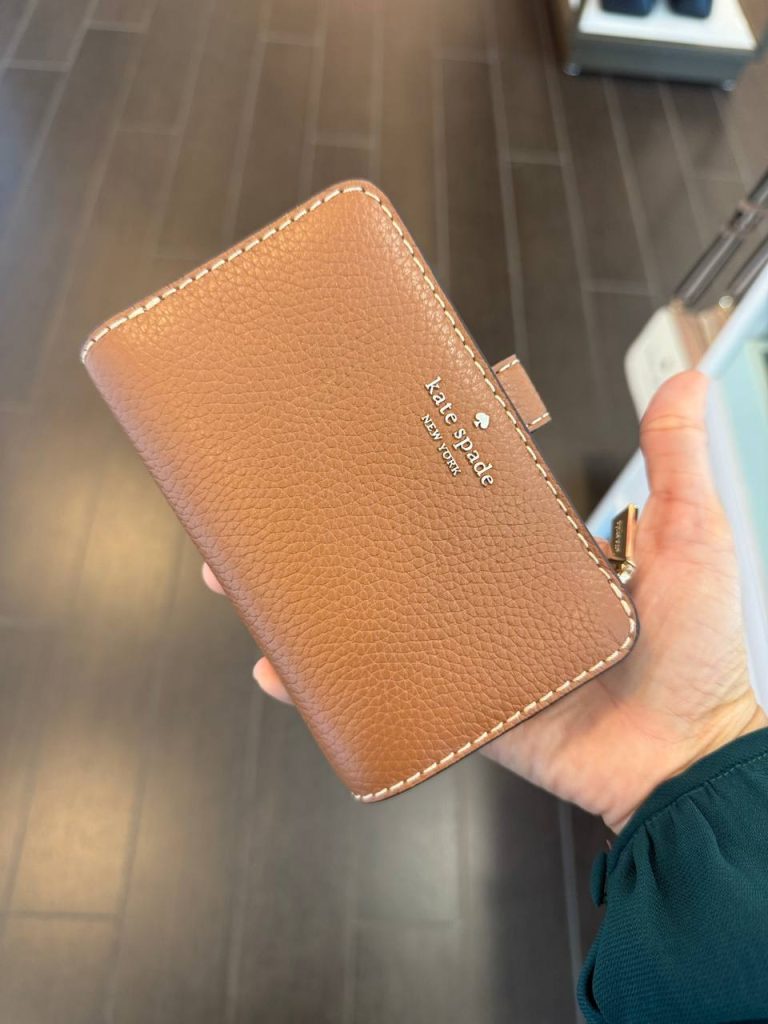 Photo 5014931646377471787 Y