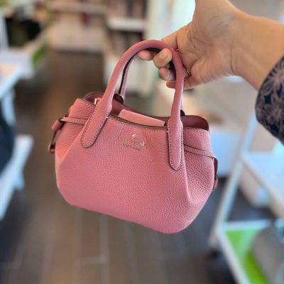 Photo 5181476386332412718 Y