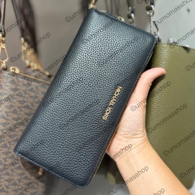 Photo 4951836768621759483 Y