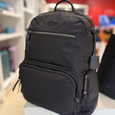 1053f0fb C5a9 4fcf B306 957fa66757ee