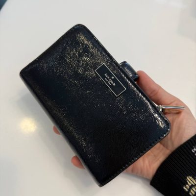 Photo 4908944107057646458 Y