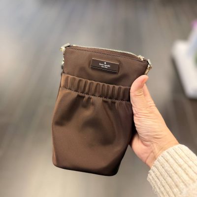 Photo 4920463853590612837 Y