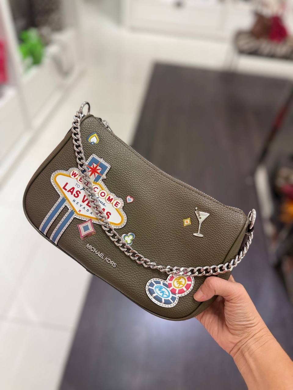 photo_5122894204941044549_y Photo 5122894204941044549 Y