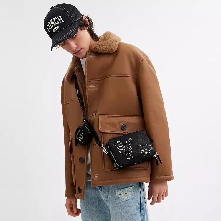 1764773413744 1764773413744