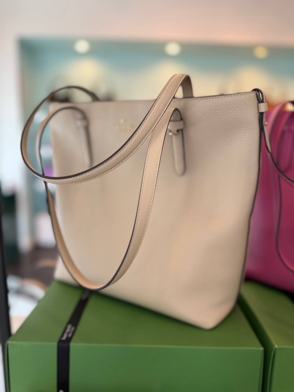 photo_5012582733062015848_y Photo 5012582733062015848 Y