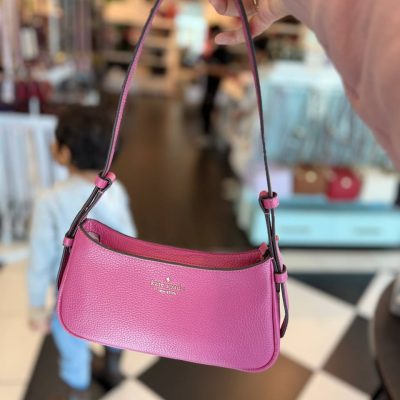 Photo 5012582733062015852 Y