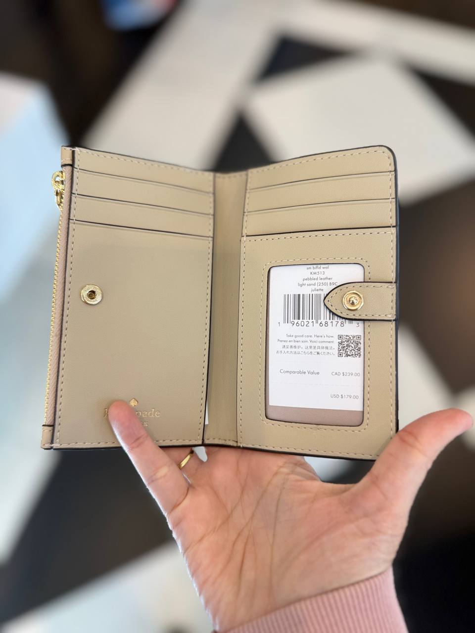 Photo 5012582733062015859 Y