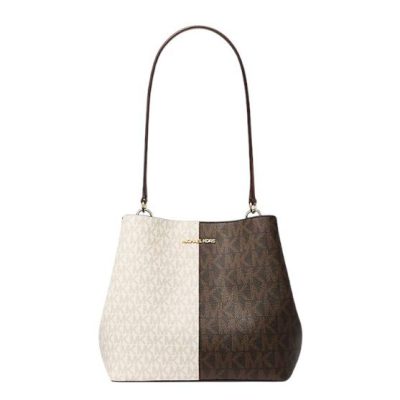 Photo 6156456377958730700 X