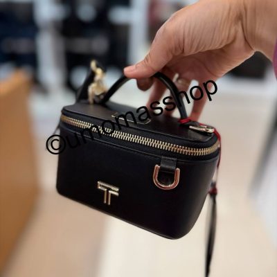 Photo 4965596284765014949 Y