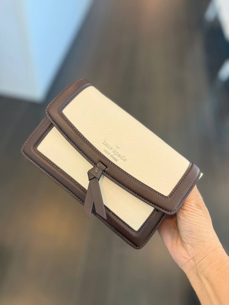 Photo 5071252445886876582 Y