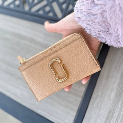 Photo 5105113800544815972 Y