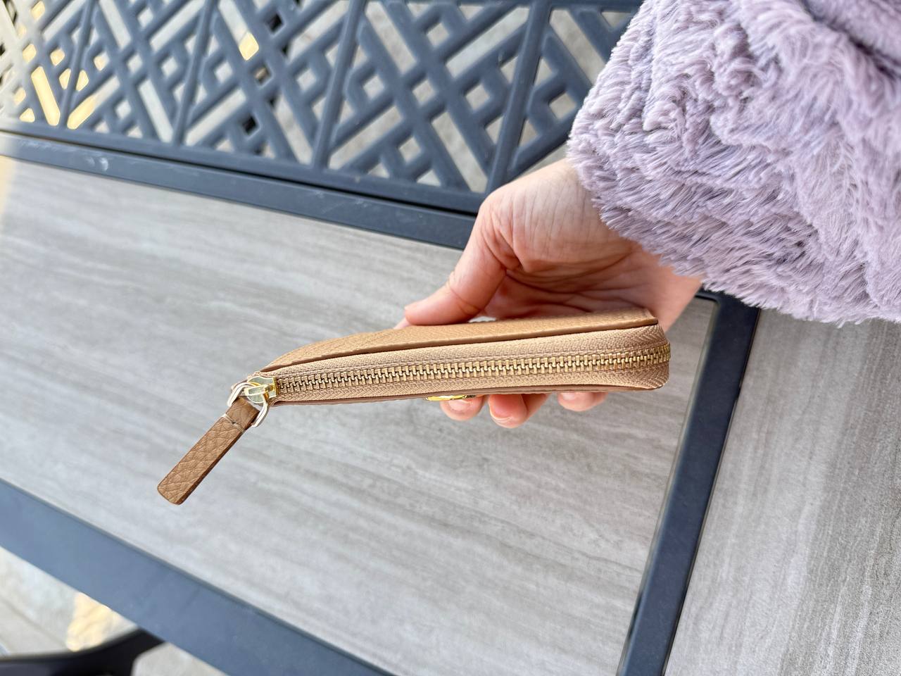 Photo 5105113800544815973 Y