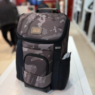 Photo 5127748711986433080 Y