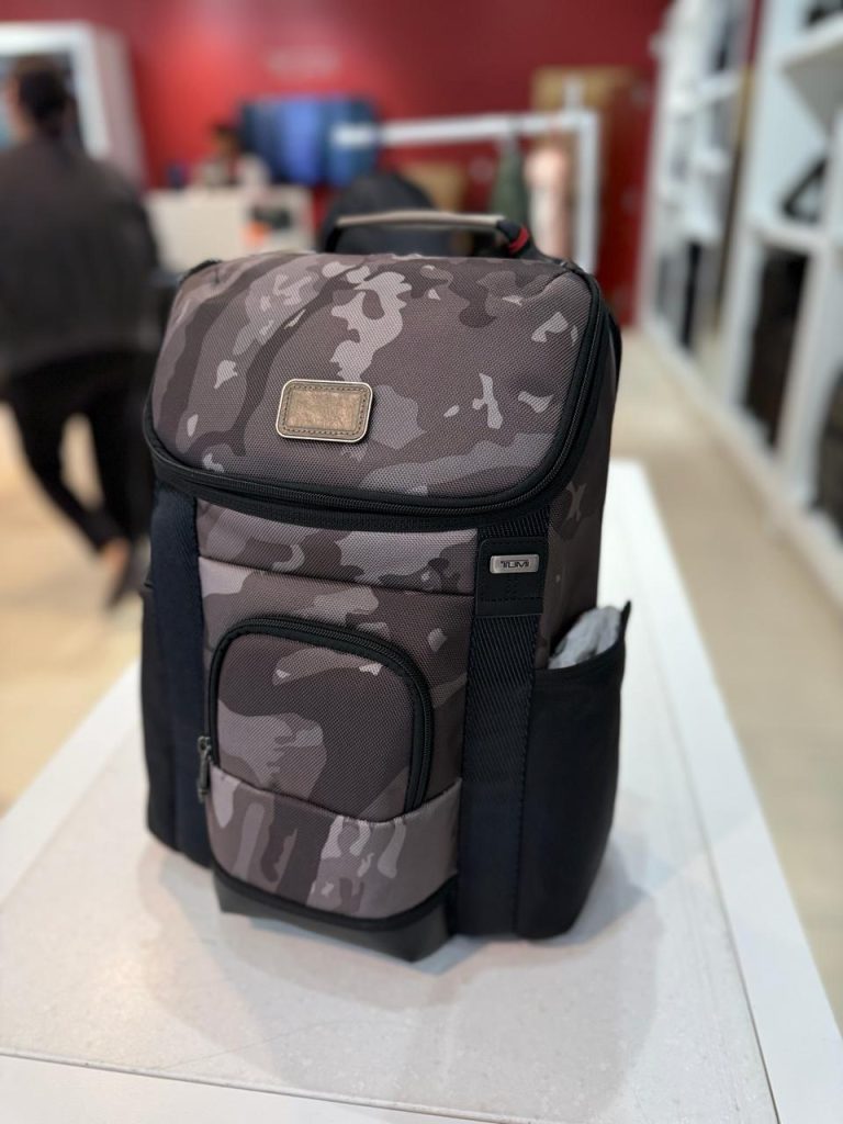 Photo 5127748711986433080 Y