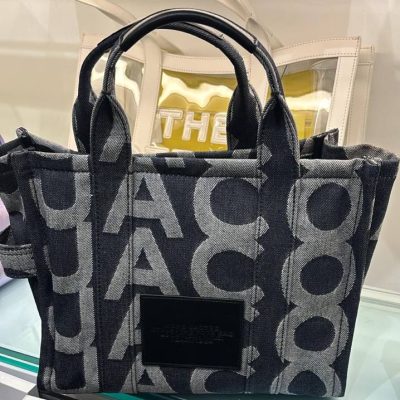 Photo 4900115110290983791 Y