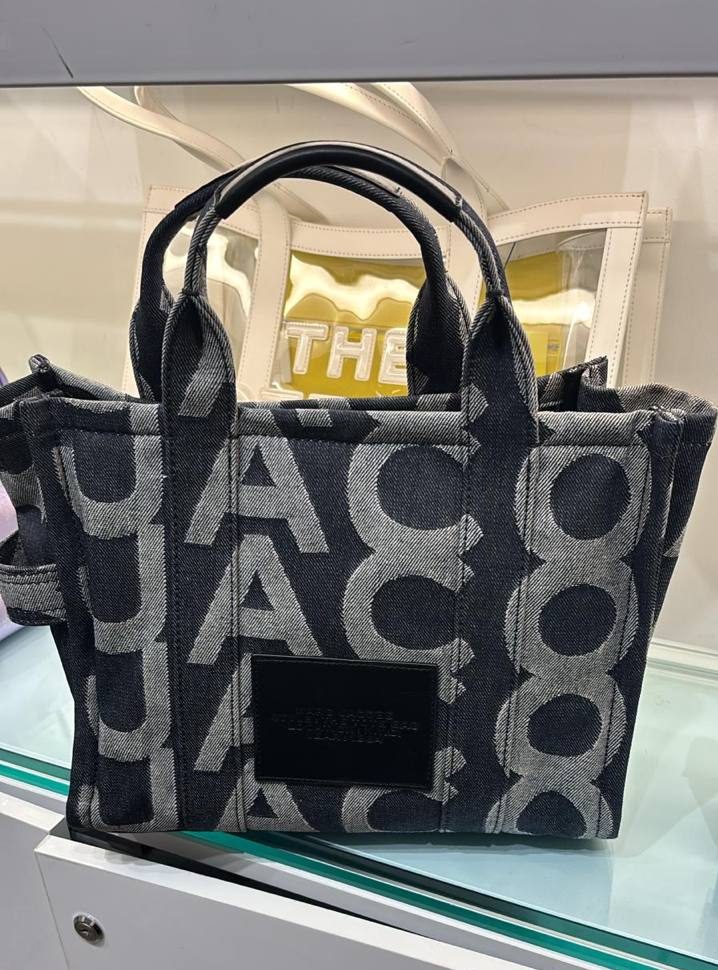 photo_4900115110290983791_y Photo 4900115110290983791 Y