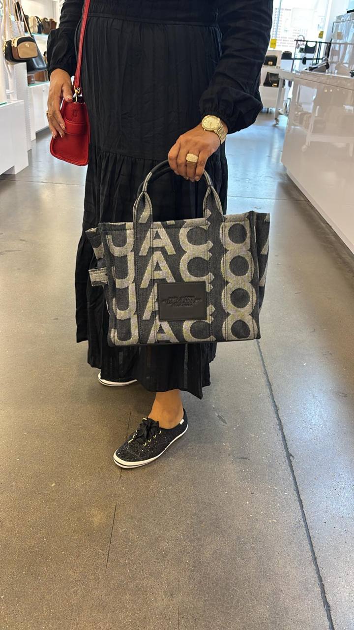 photo_4900115110290983792_y Photo 4900115110290983792 Y