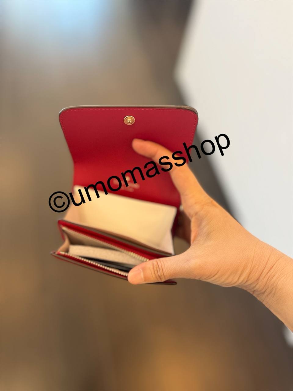 photo_4933876929081838499_y (1) Photo 4933876929081838499 Y (1)