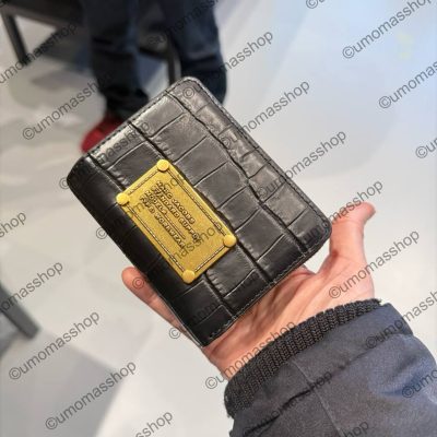 Photo 4938323878090574737 Y