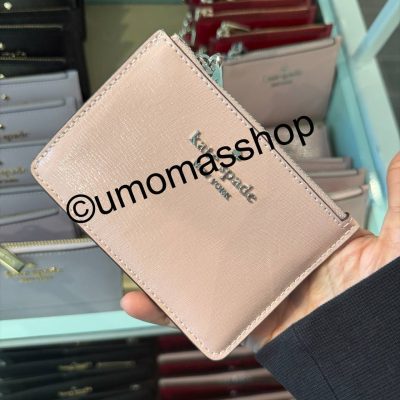 Photo 4938323878090574750 Y