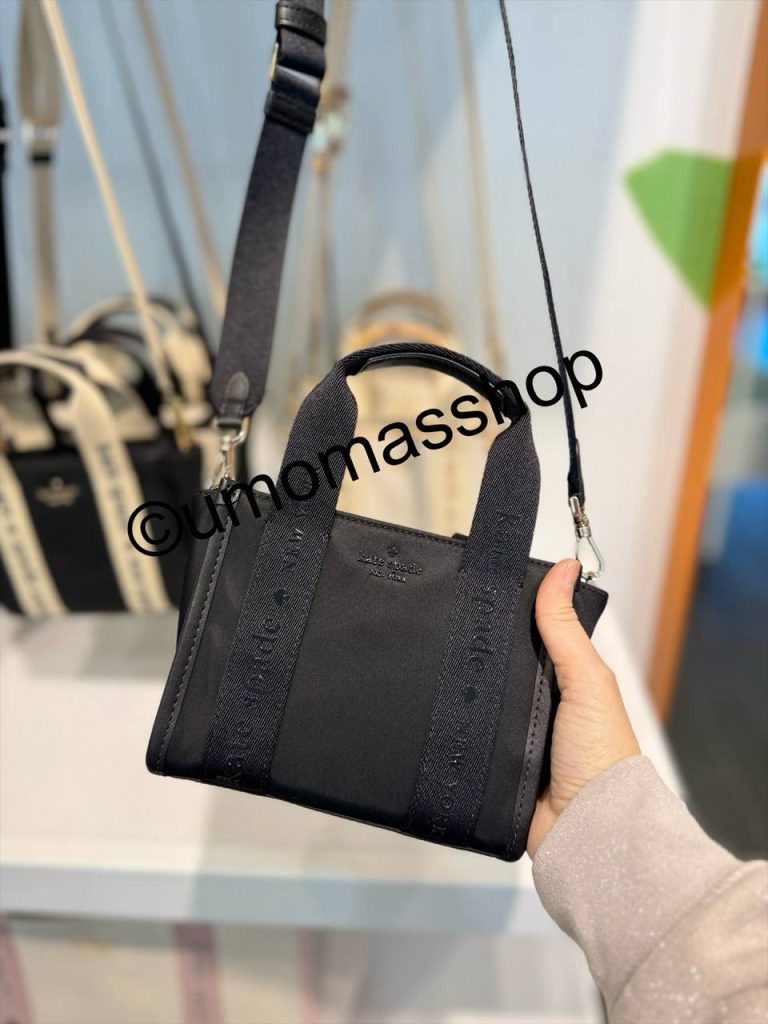 Photo 4938323878090574753 Y