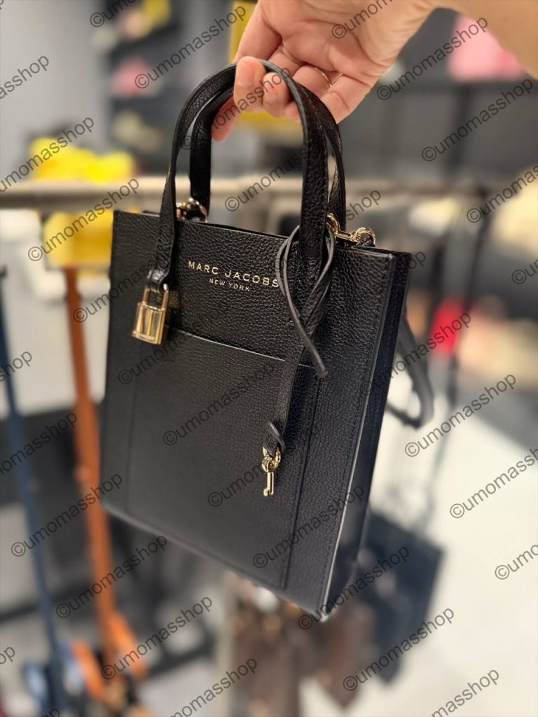 Photo 4965596284765015006 Y