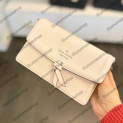 Photo 4947308773580147625 Y