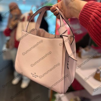 Photo 4947308773580147633 Y