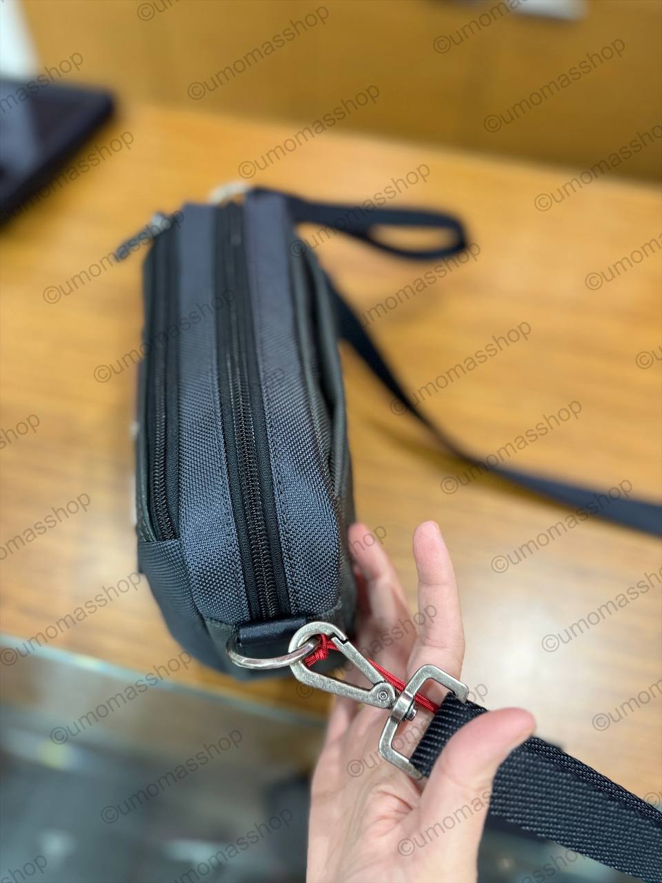 Photo 5064580557789924540 Y