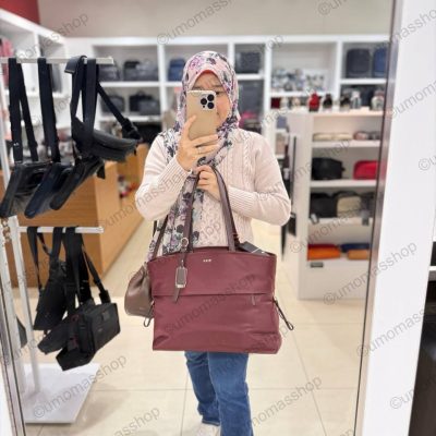 Photo 5087168697037687893 Y